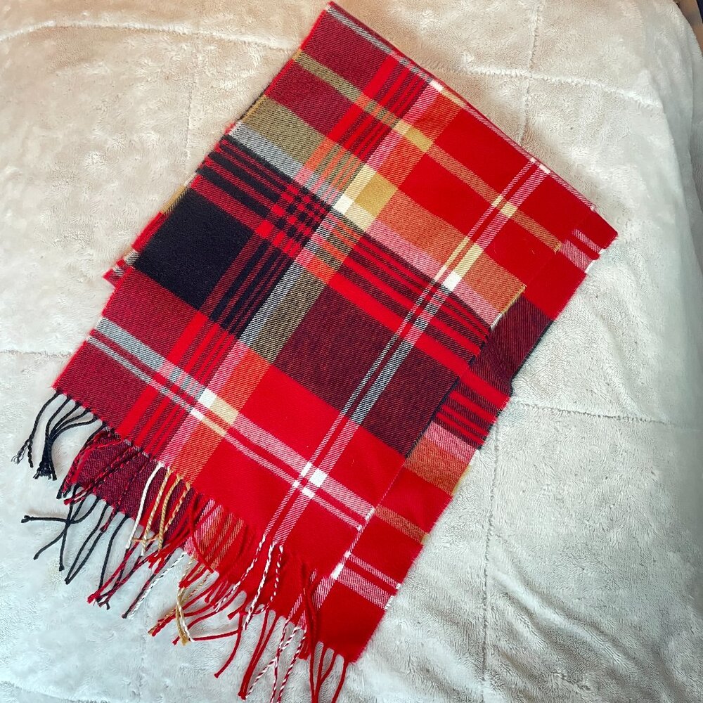 100% Cashmere Red and Black Plaid Scarf Scotland Mens or Womens Winter Holiday